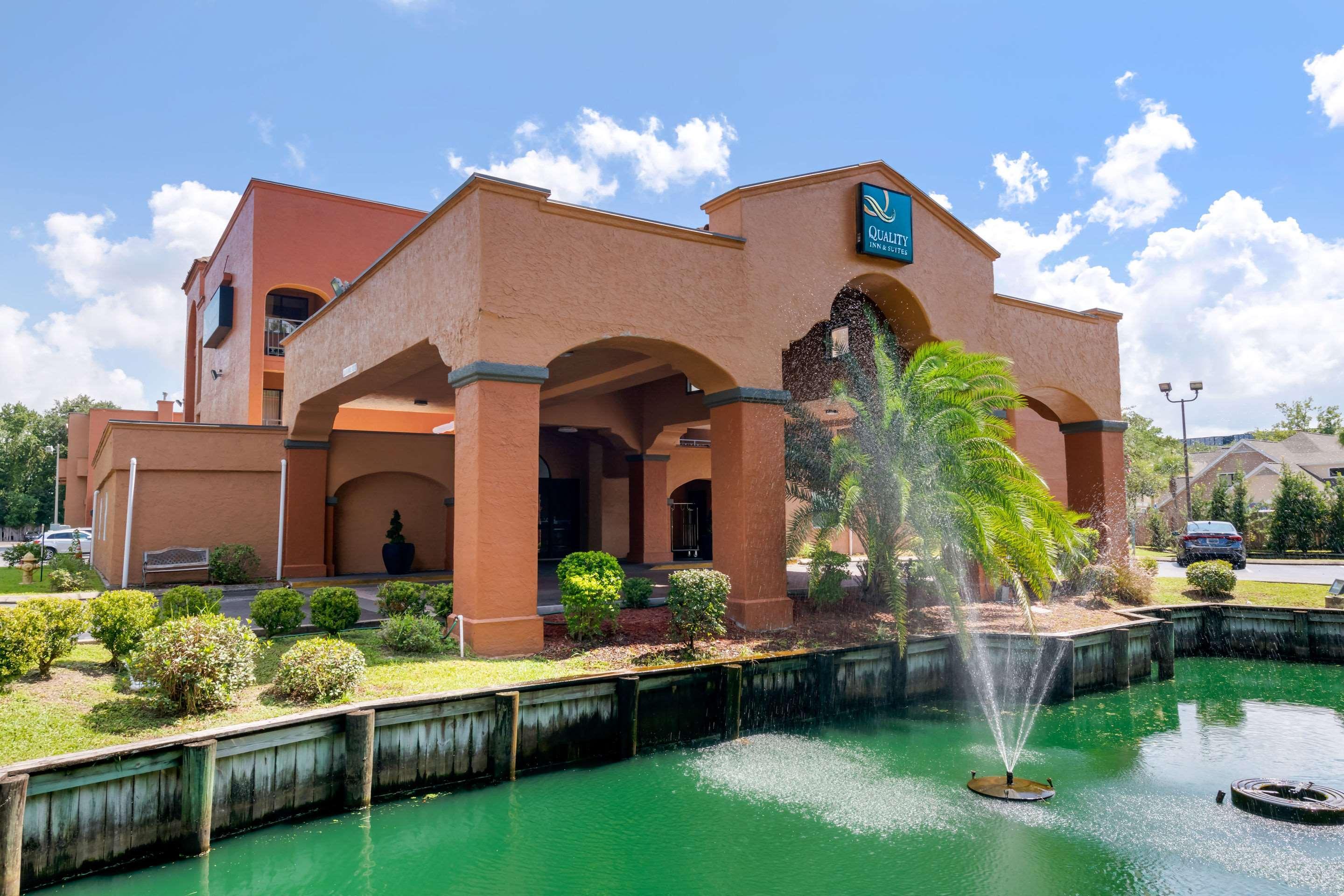 Quality Inn & Suites Jacksonville-Baymeadows Extérieur photo