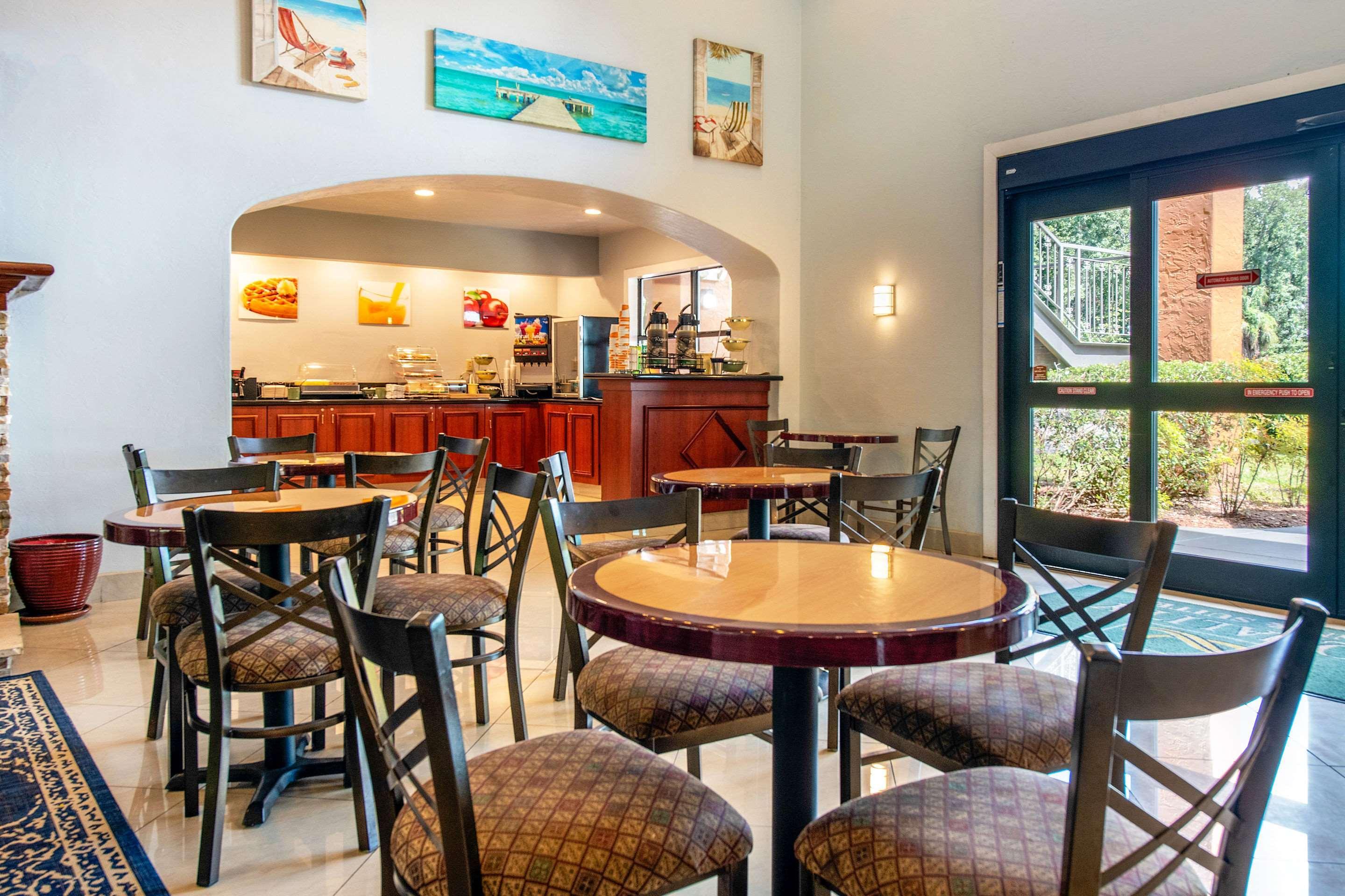 Quality Inn & Suites Jacksonville-Baymeadows Extérieur photo