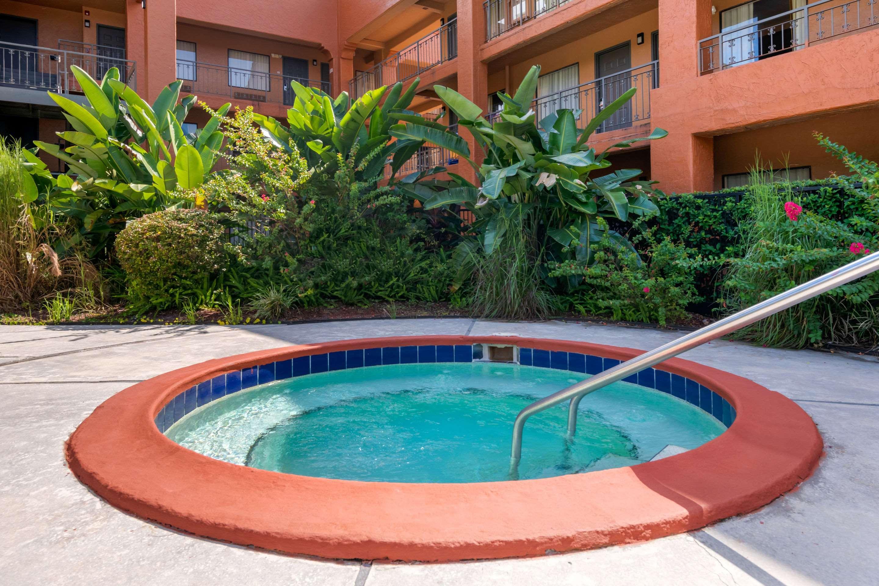 Quality Inn & Suites Jacksonville-Baymeadows Extérieur photo